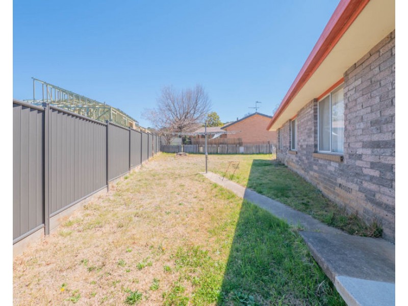 20 Freeman Crescent, Armidale NSW 2350
