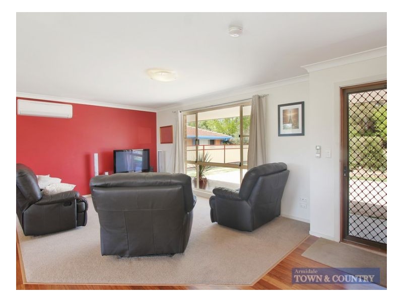 31 Wigan Avenue, Armidale NSW 2350