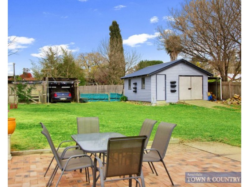 72 Mossman Street, Armidale NSW 2350