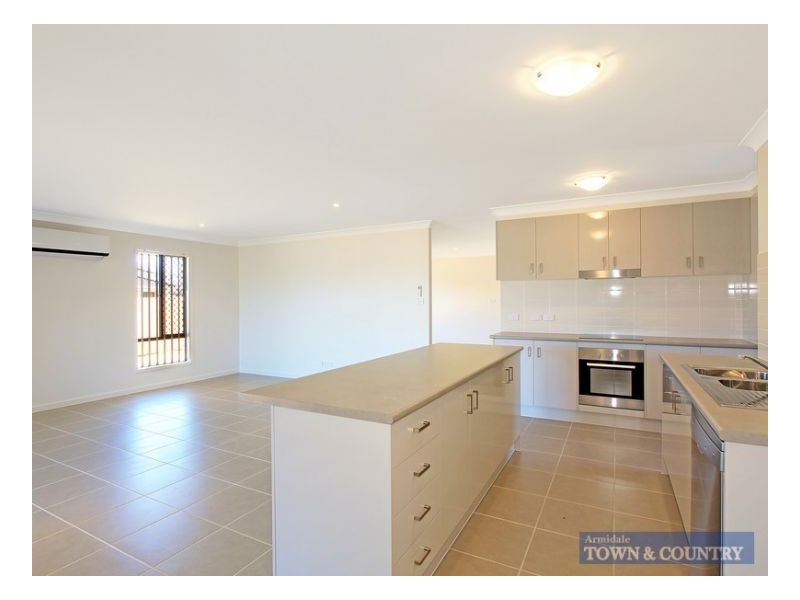 42 Manse Street, Guyra NSW 2365