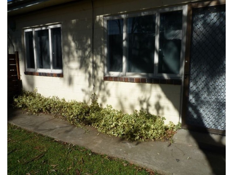 2/231 Canambe Street, Armidale NSW 2350