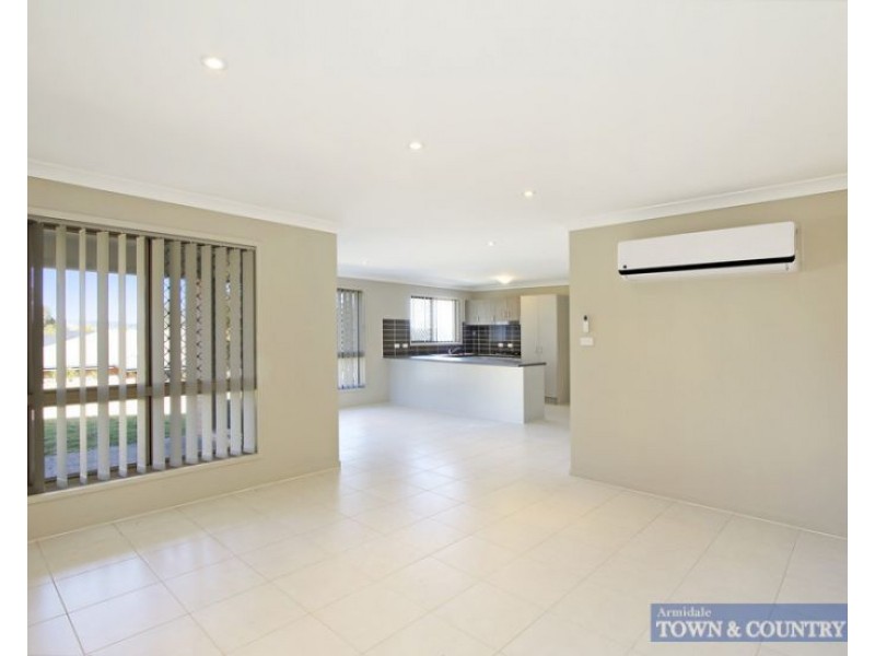 15 Golden Grove, Armidale NSW 2350