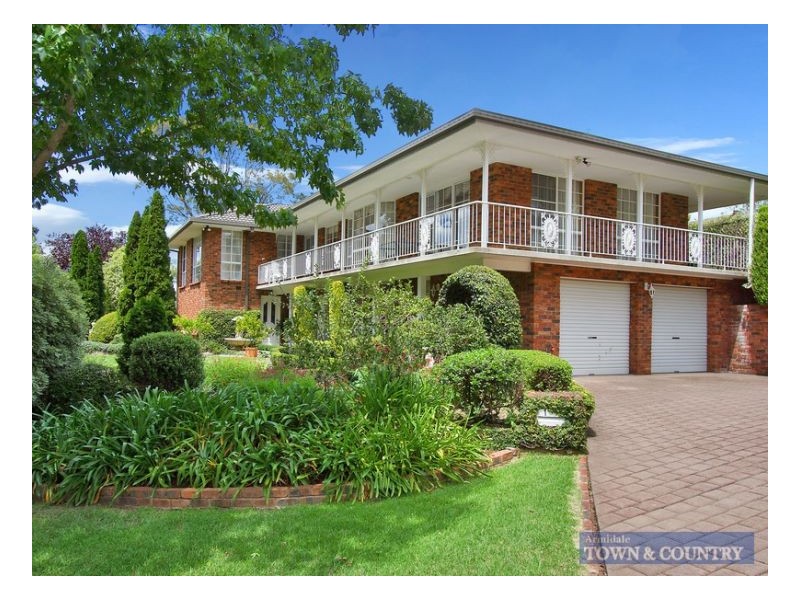 1 Napier Court, Armidale NSW 2350