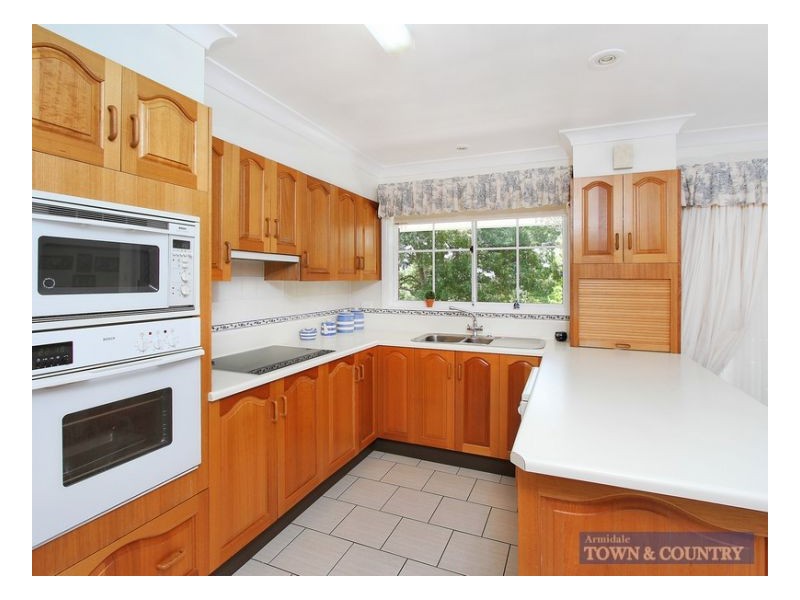 1 Napier Court, Armidale NSW 2350