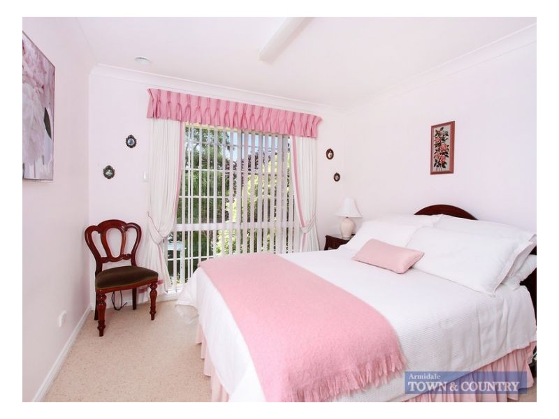 1 Napier Court, Armidale NSW 2350