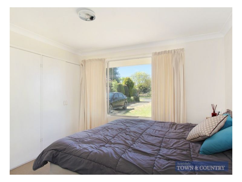 4 Dorothy Avenue, Armidale NSW 2350