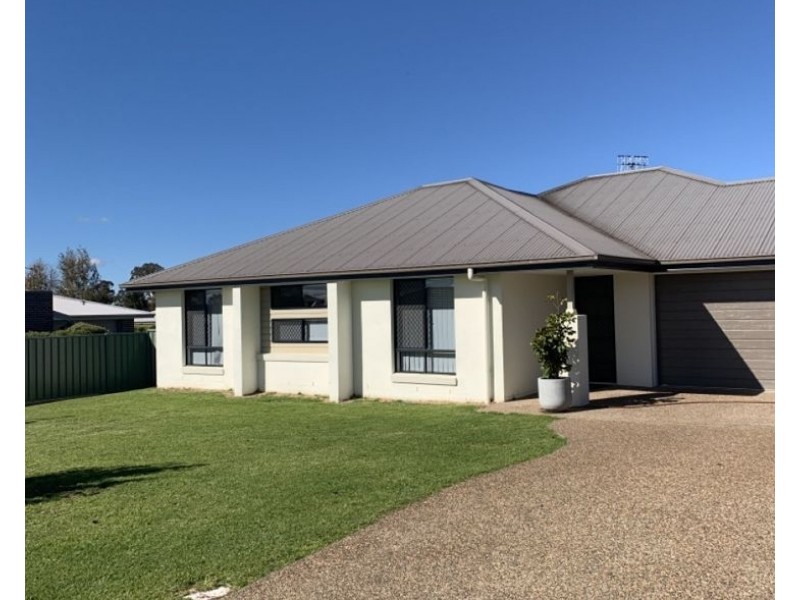 17 Netherton Park, Armidale NSW 2350