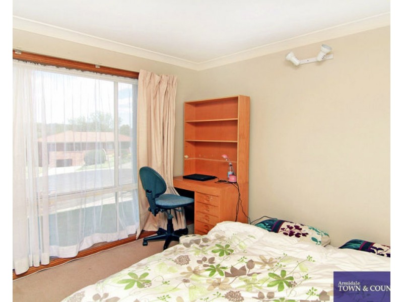 2/16 Napier Court, Armidale NSW 2350