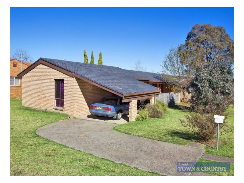 1 & 2/10 Glass Street, Armidale NSW 2350