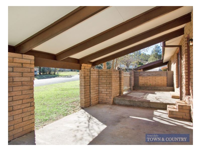 1 & 2/10 Glass Street, Armidale NSW 2350