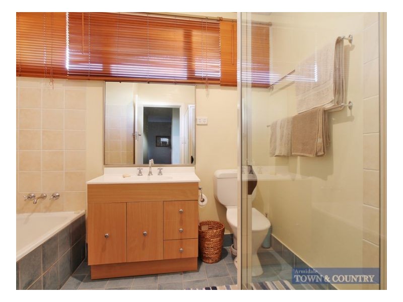 14 Garibaldi Street, Armidale NSW 2350