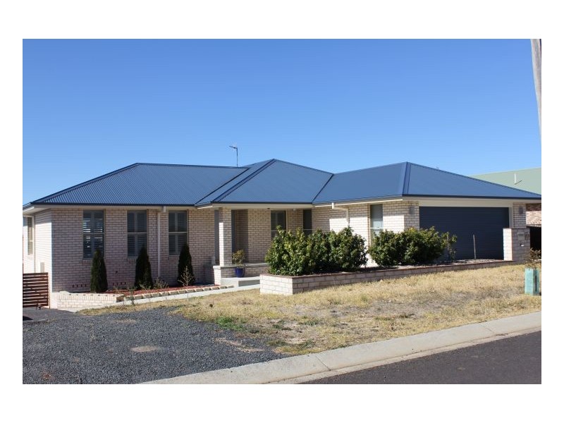10 Fittler Road, Armidale NSW 2350
