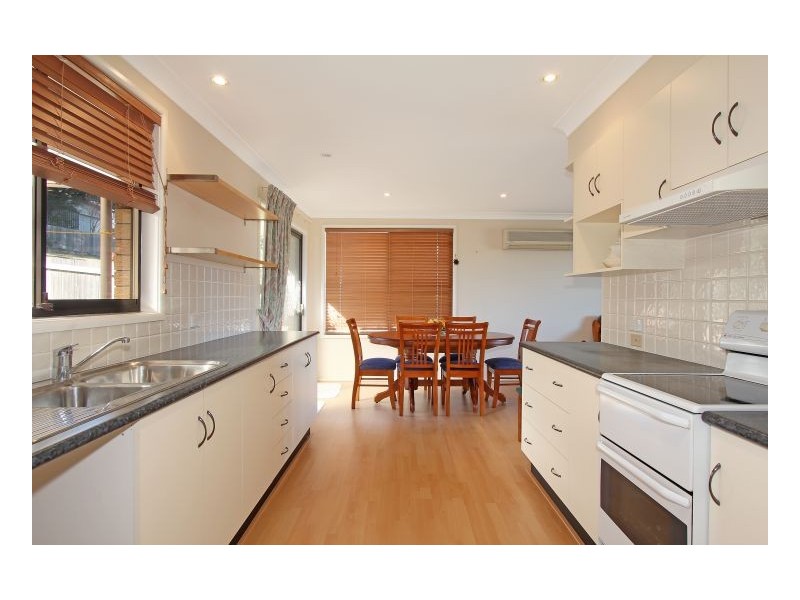 11 Schultz Avenue, Armidale NSW 2350