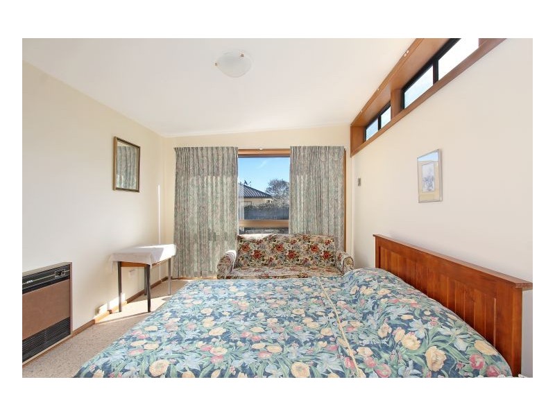 11 Schultz Avenue, Armidale NSW 2350