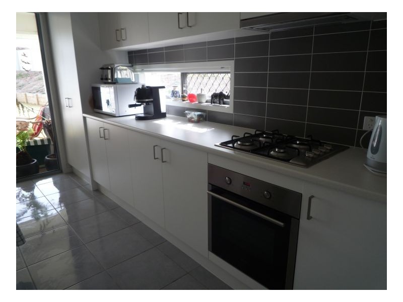 18 Golden Grove, Armidale NSW 2350