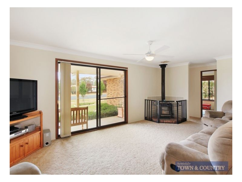 32 Dumaresq Street, Uralla NSW 2358