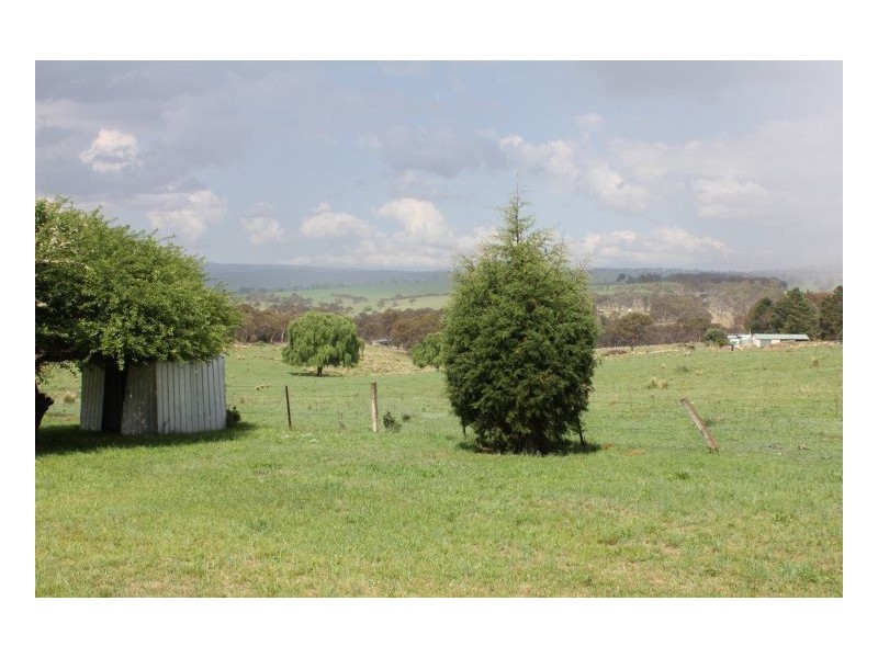 4075 Waterfall Way (chandler School House), Wollomombi NSW 2350