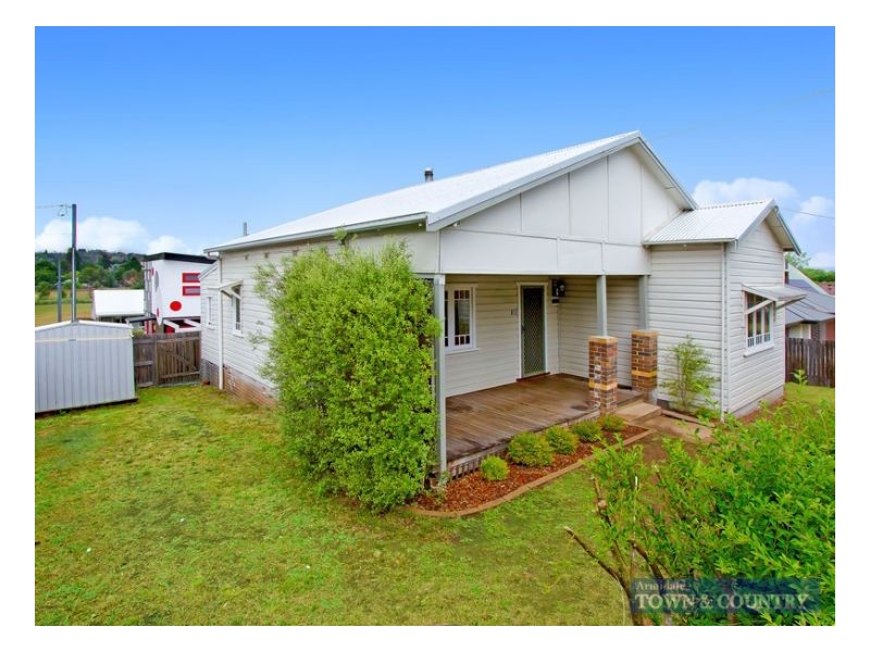 202 Donnelly Street, Armidale NSW 2350