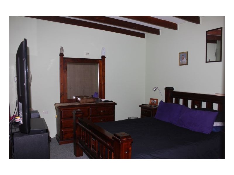 12 Bracken Street, Hillgrove NSW 2350