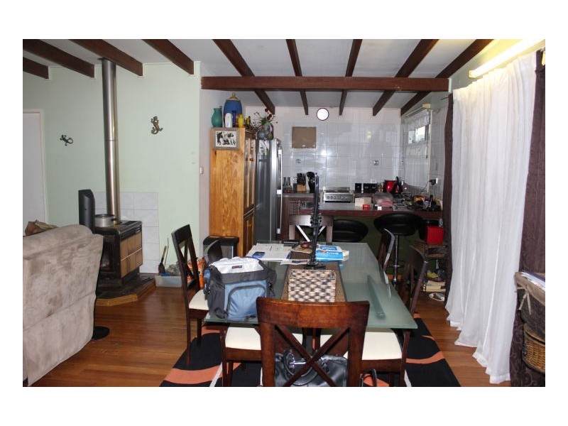 12 Bracken Street, Hillgrove NSW 2350
