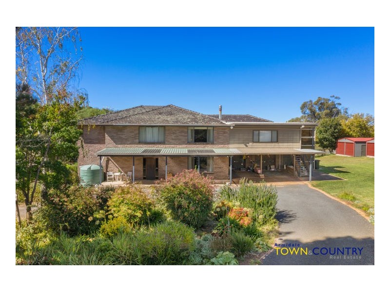 56 Amaroo Road, Armidale NSW 2350