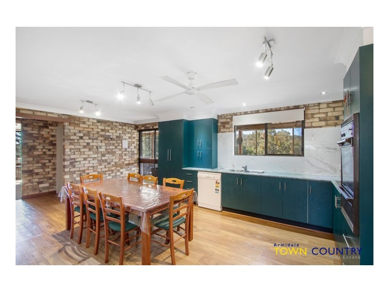 56 Amaroo Road, Armidale NSW 2350