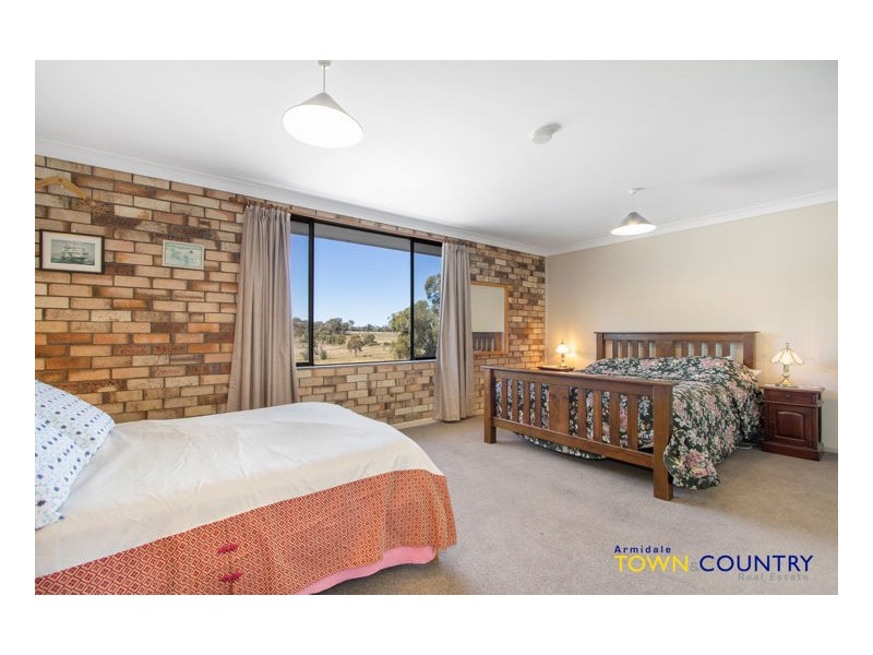 56 Amaroo Road, Armidale NSW 2350