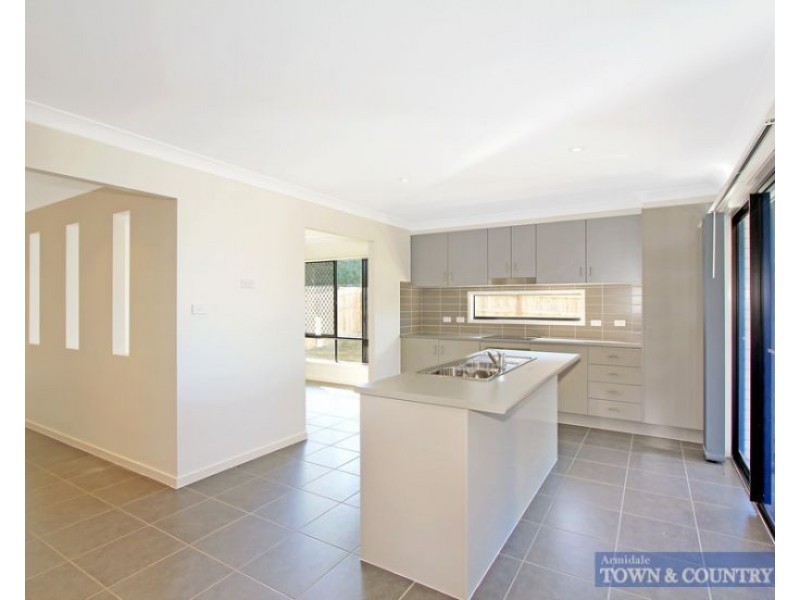 44 Manse Street, Guyra NSW 2365