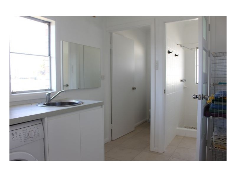 39 Niagara Street- Fully Furnished, Armidale NSW 2350