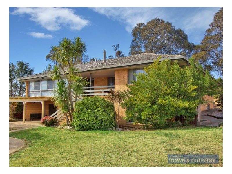30 Dangarsleigh Road, Armidale NSW 2350