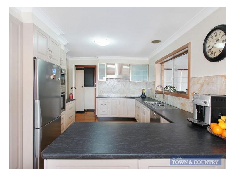 30 Dangarsleigh Road, Armidale NSW 2350