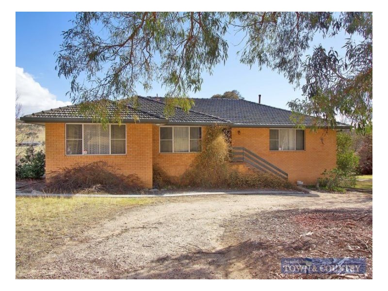 30 Dangarsleigh Road, Armidale NSW 2350