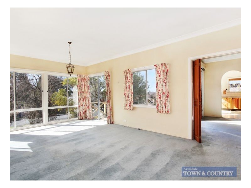 173 Marsh Street, Armidale NSW 2350