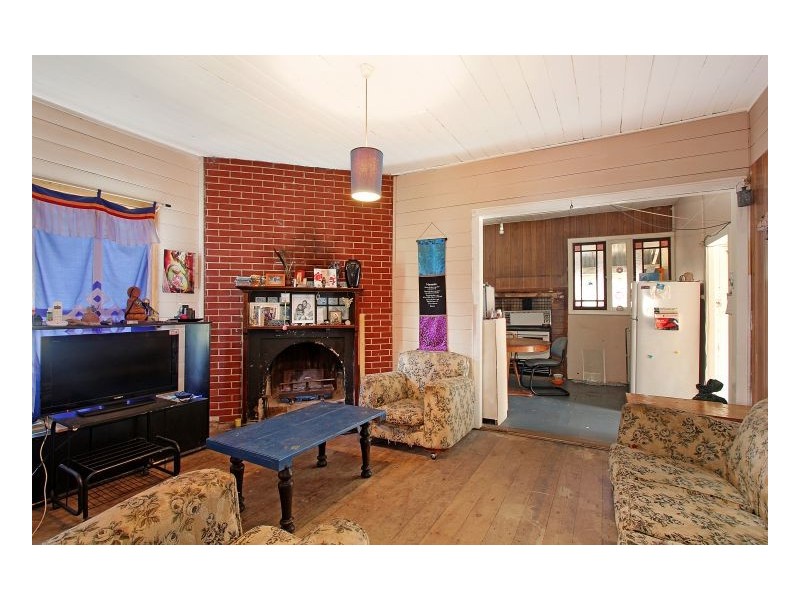 132 Douglas Street, Armidale NSW 2350