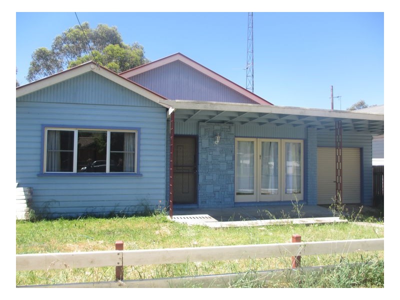 215 Dumaresq Street, Armidale NSW 2350