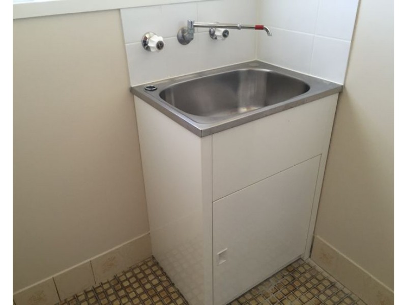 2/7 Duval Street, Armidale NSW 2350