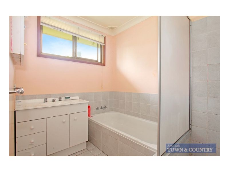 97 Golgotha Street, Armidale NSW 2350