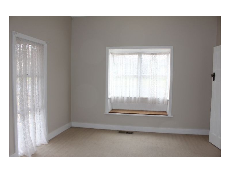 6 Marshall Avenue, Armidale NSW 2350