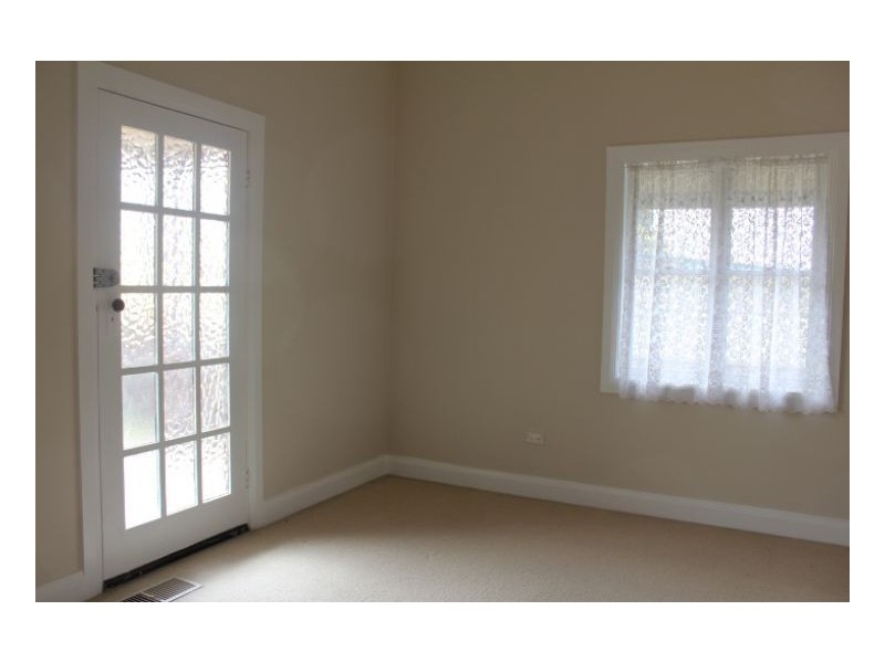 6 Marshall Avenue, Armidale NSW 2350