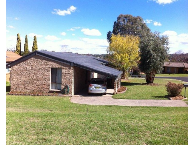 1/10 Glass Street, Armidale NSW 2350