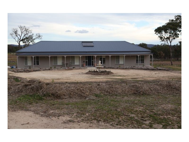 2000 Kingstown Road, Uralla NSW 2358