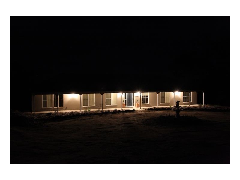 2000 Kingstown Road, Uralla NSW 2358