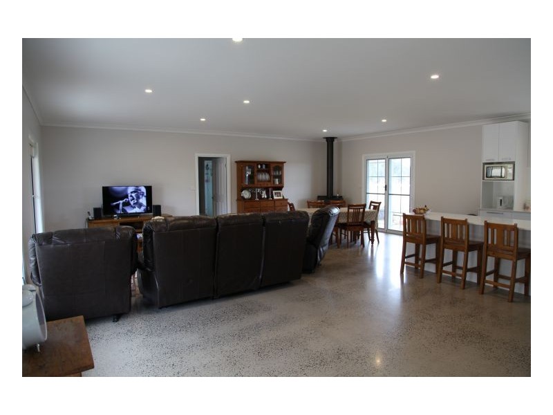 2000 Kingstown Road, Uralla NSW 2358