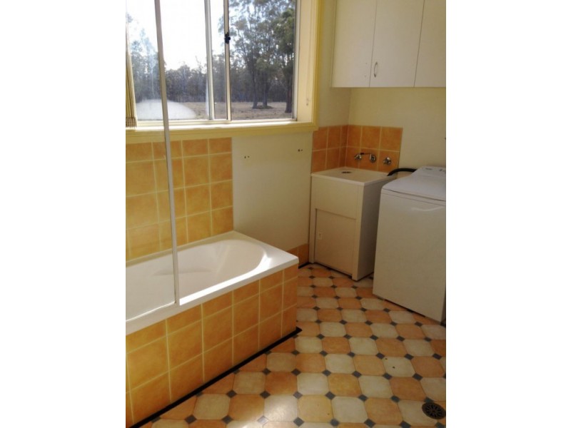 220 Tiverton Road, Armidale NSW 2350