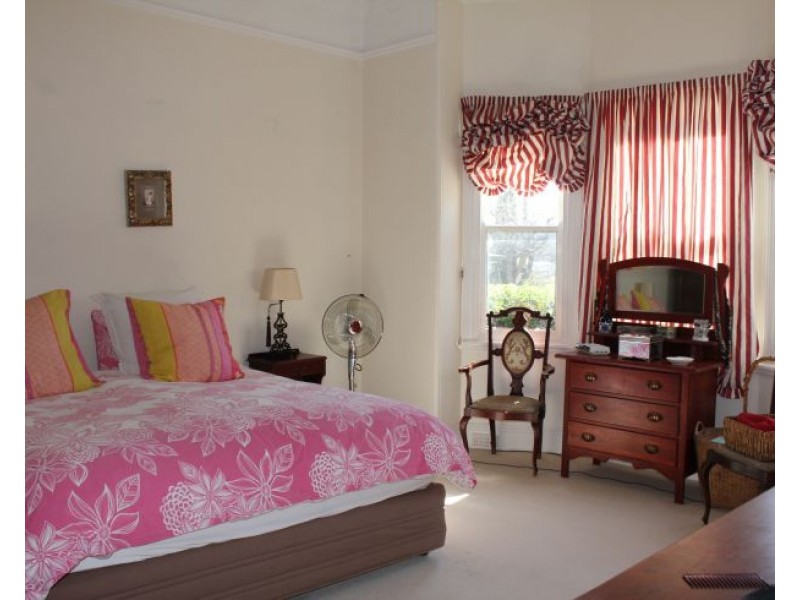 66 Rusden Street, Armidale NSW 2350