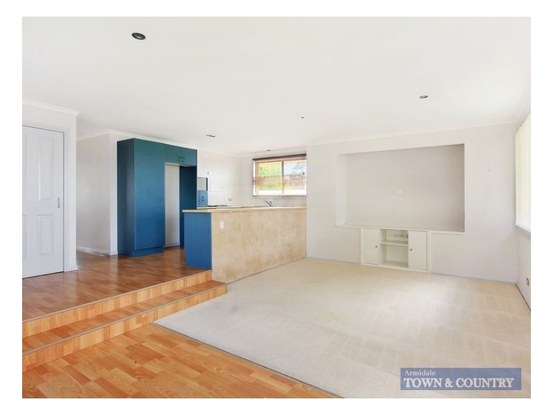 11 Reginald Avenue, Armidale NSW 2350