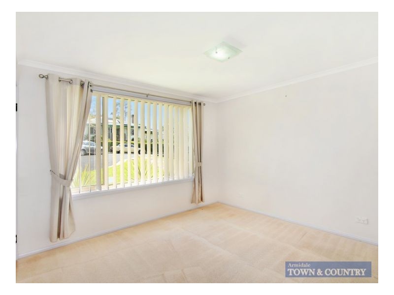 11 Reginald Avenue, Armidale NSW 2350
