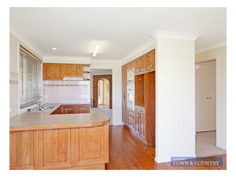 8 Chandler Close, Armidale NSW 2350