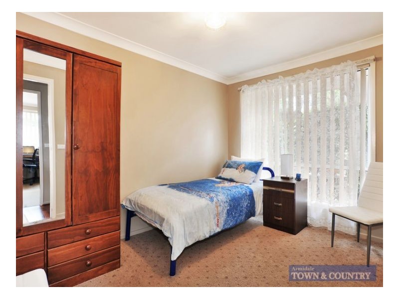20 Yallambee Avenue, Armidale NSW 2350