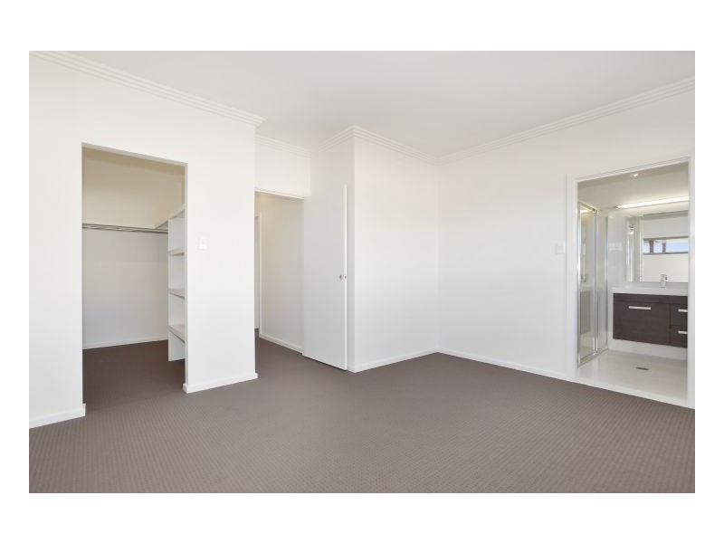 8 Grandview Crescent, Armidale NSW 2350